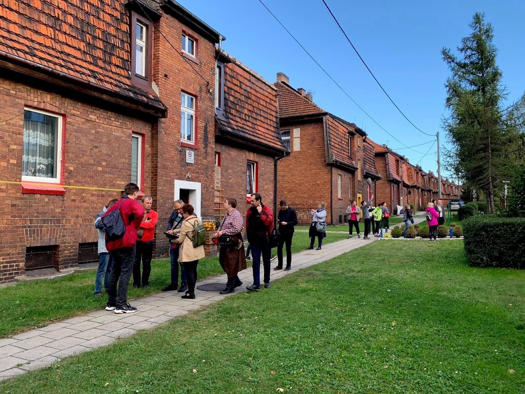 702A6F0F-679A-4EF5-B48E-BF0E754DF9C9_1_105_c