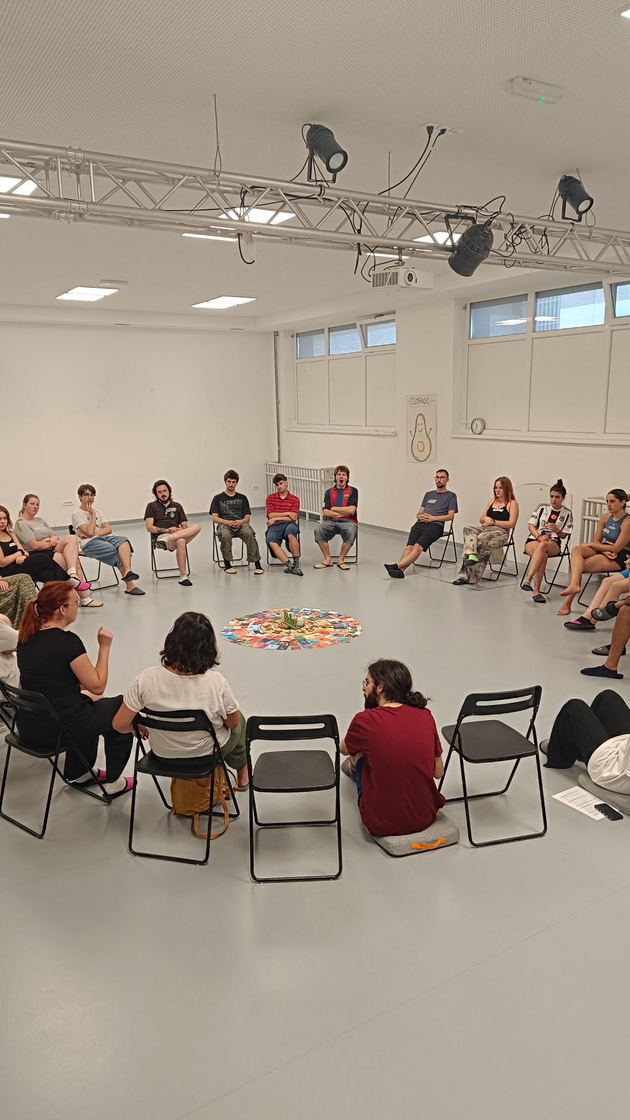 Wide circle session with artwork in the middle